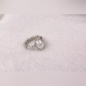 Faux Pearl Gold Tone Ring | Minimal Elegant Jewelry | Coquette Aesthetic